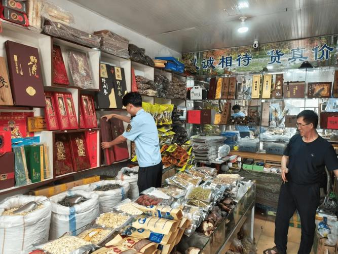 长白县市场监管局开展食用农产品标签专项检查，护航消费者“菜篮子”安全